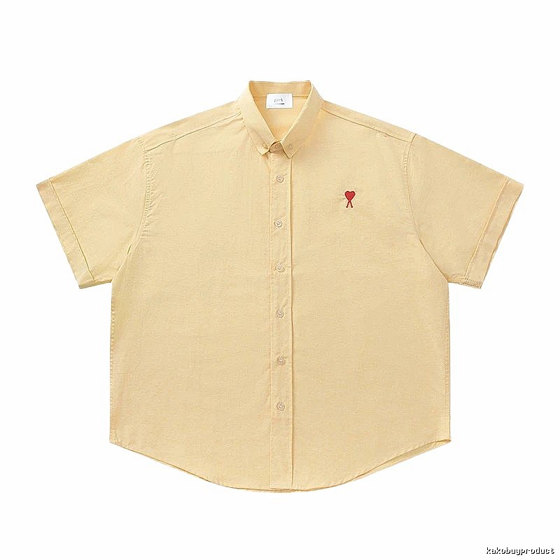 Ami's simple and loving style yellow shirt