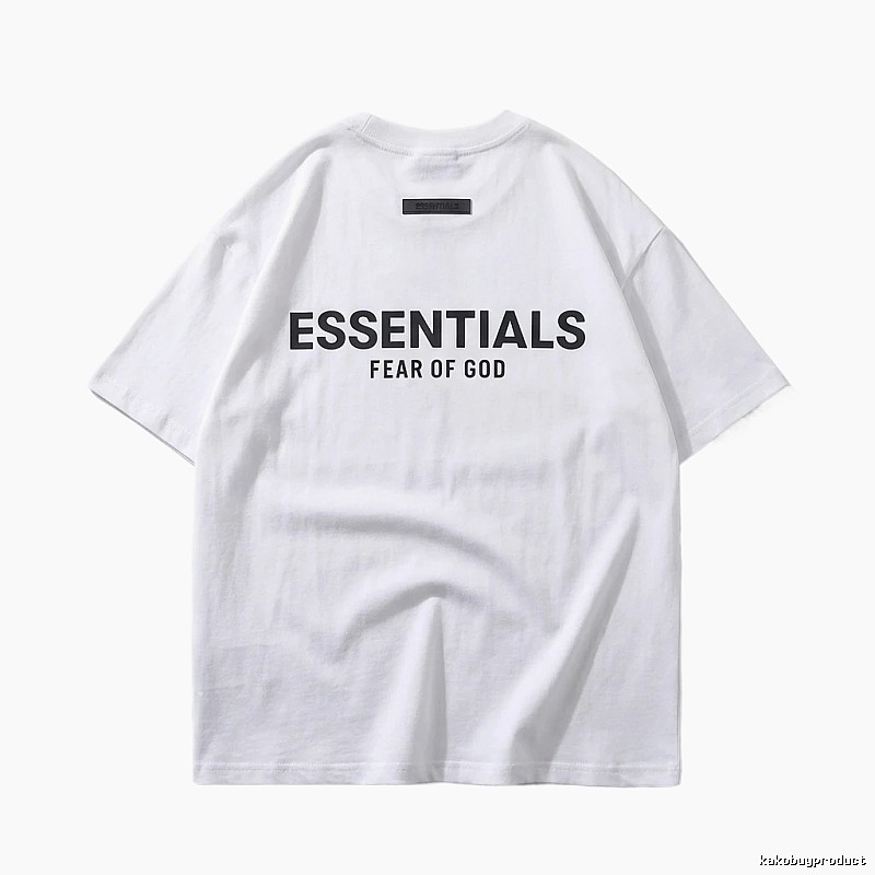 ESSENTIALS minimalist style white T-shirt