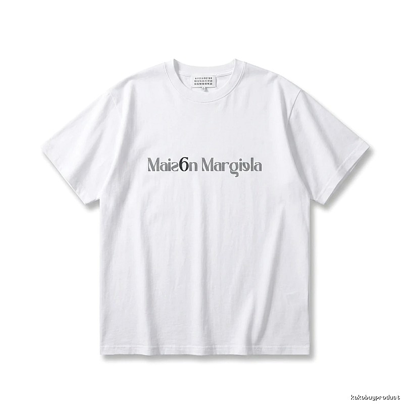 Maison Margiela minimalist style white T-shirt