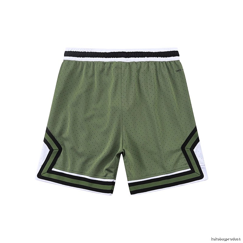 AJ sporty green shorts