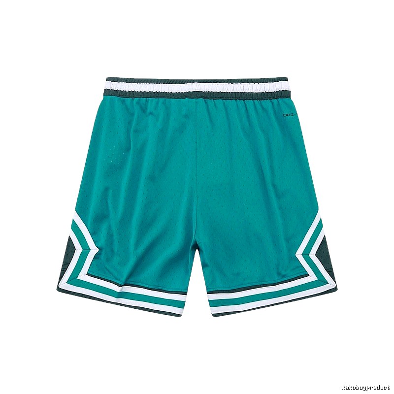 AJ sporty green shorts
