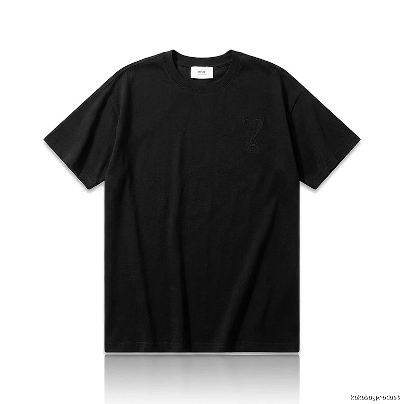 AMI simple style black T-shirt