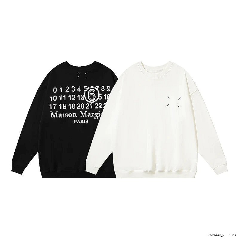 Balenciaga Casual Logo hoodie Black Pullover Small for Comfortable Styling