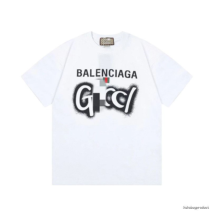 Balenciaga Co-branded Graffiti-style White Short-sleeve T-shirt