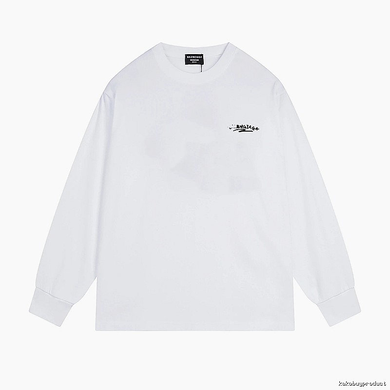 Balenciaga minimalist style white T-shirt