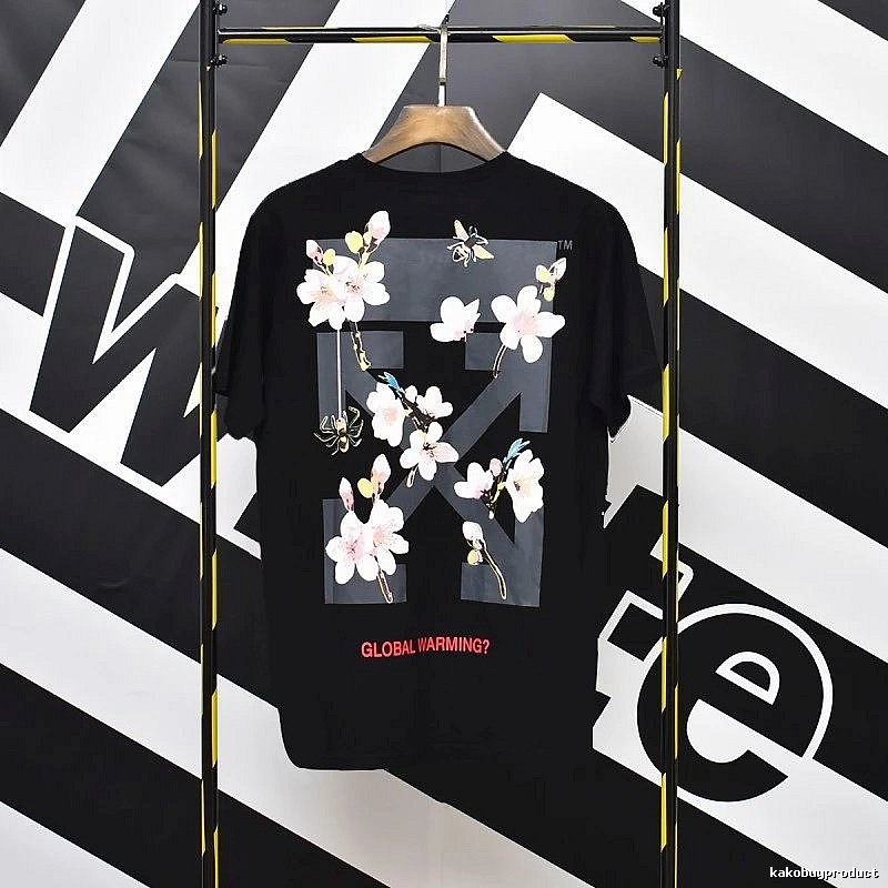 Black Style 632 Anime Graphic T-Shirt Gift Ready