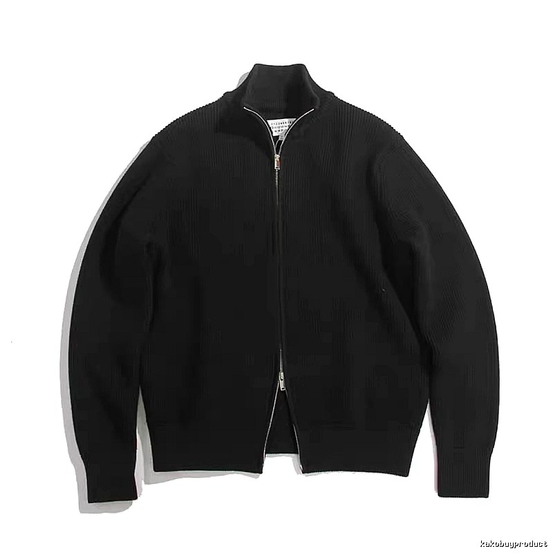 Classic Zip jacket Black Minimalist Full for Daily Styling