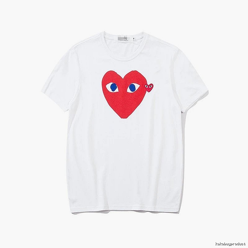 Comme des Garcons PLAY 2023-03 Red Style 2303 Heart Logo T-Shirt Smart Casual