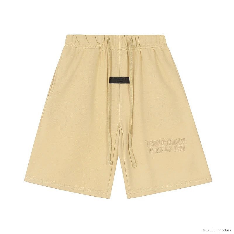 ESSENTIALS minimalist khaki shorts