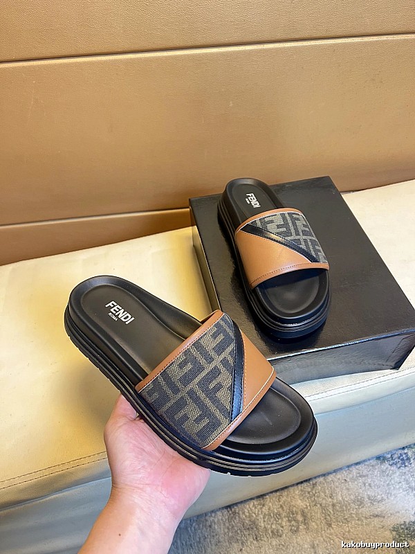 Fendi FF Monogram Vintage Style Color-block Slides