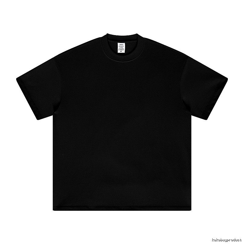Logo Detail Plain white T-shirt Minimal White Short with Relaxed Feel