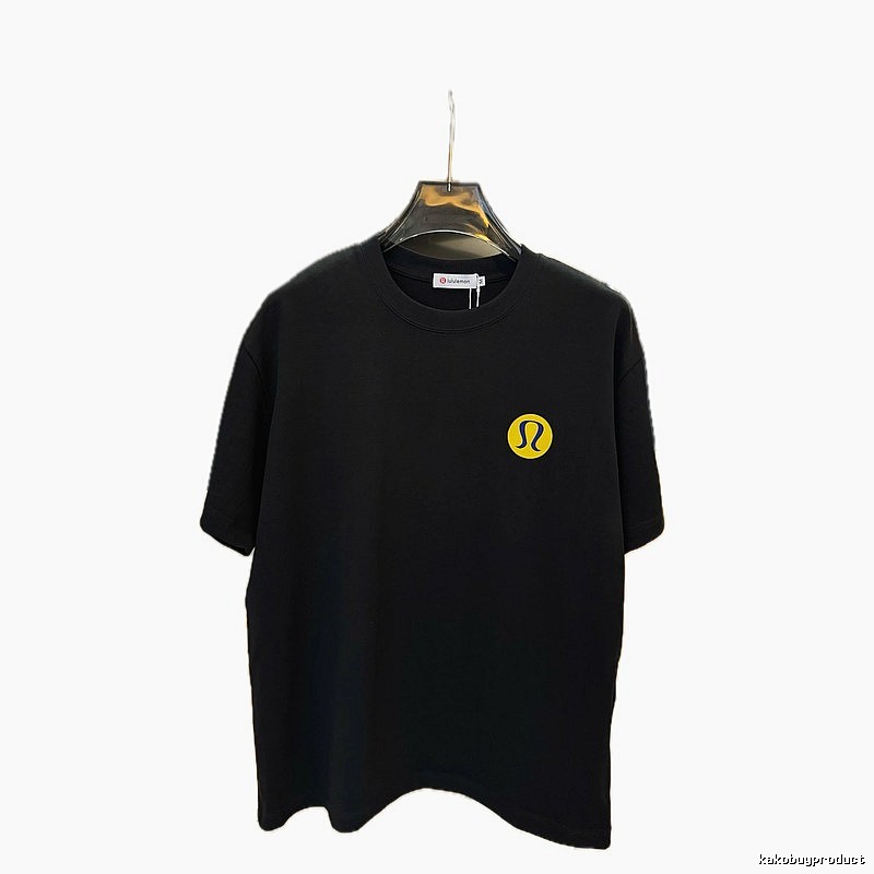lululemon Printed Casual Style Black Short Sleeve T-Shirt