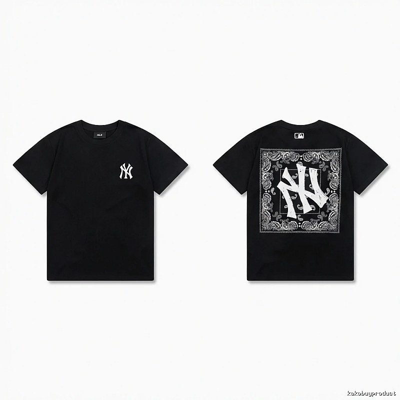 MLB Retro Style Black T-shirt