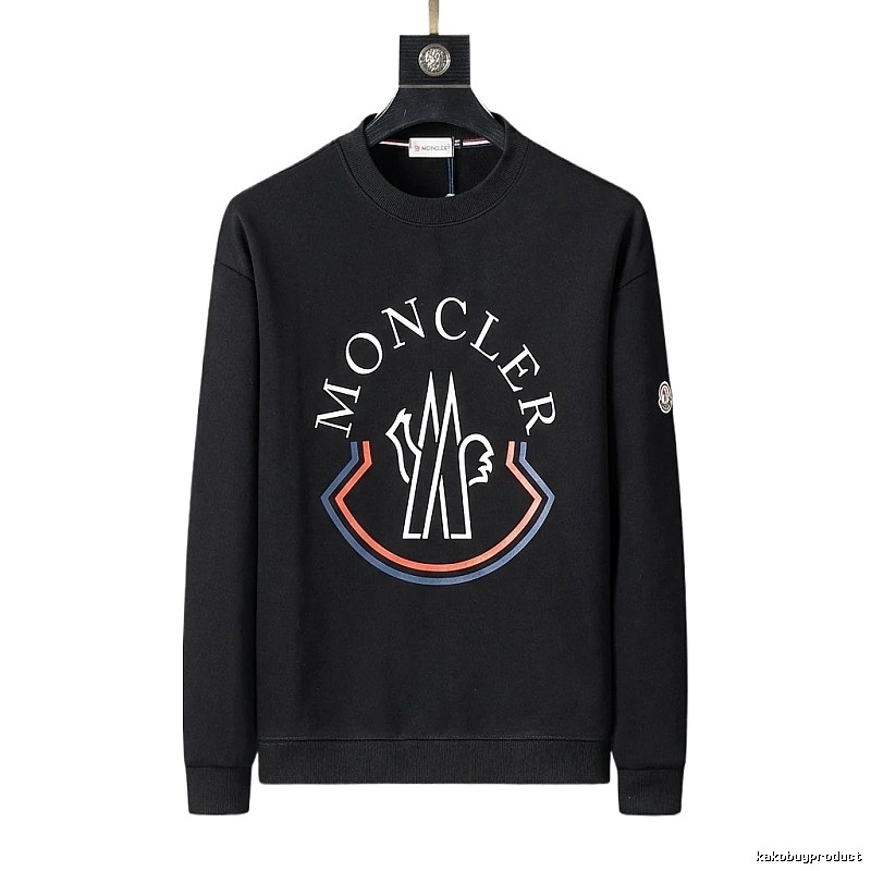 Moncler Classic and Stylish Black Sweatshirt
