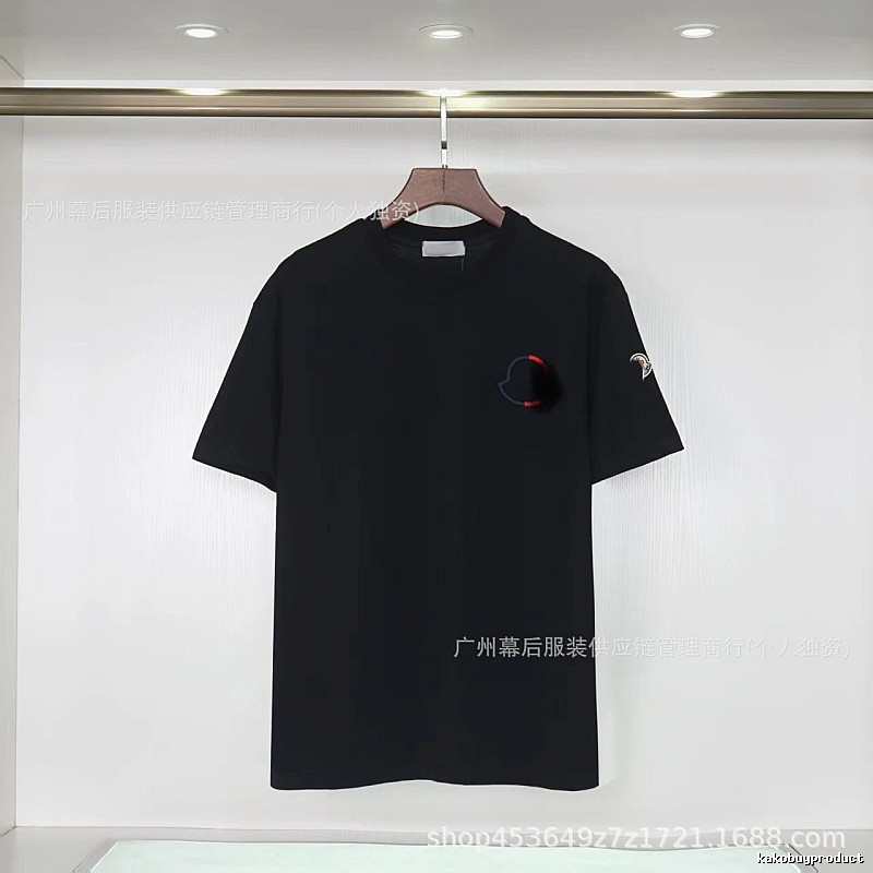 Moncler Embroidered Casual Black Short-sleeve T-shirt