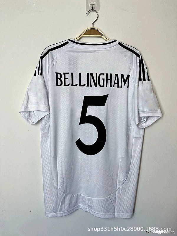 Real Madrid Classic Bellingham #5 soccer jersey White Real Madrid for Daily Styling