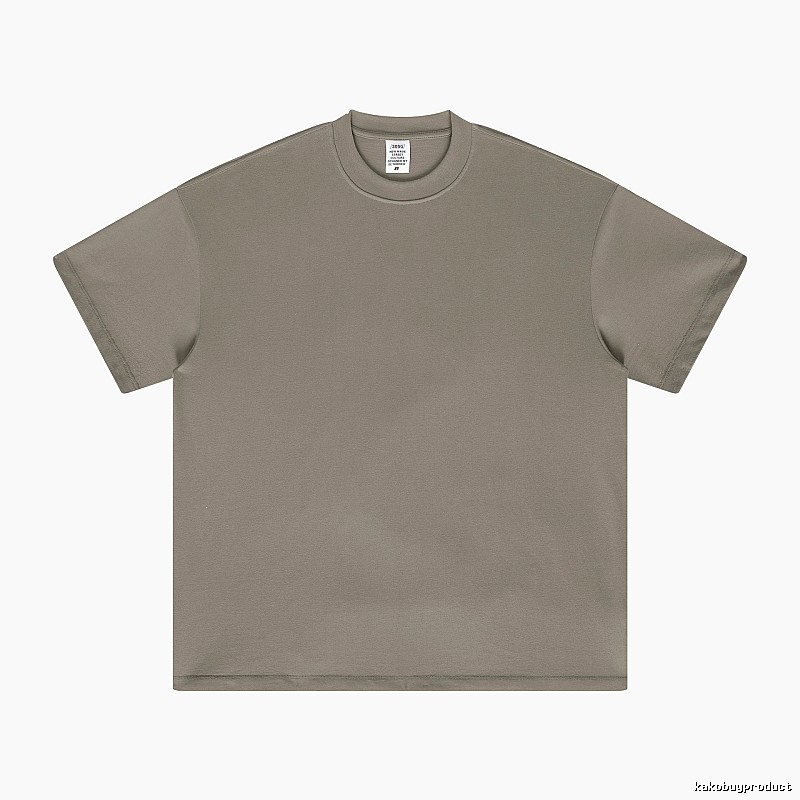 Streetwear Plain white T-shirt Minimal White Short with Logo Accent