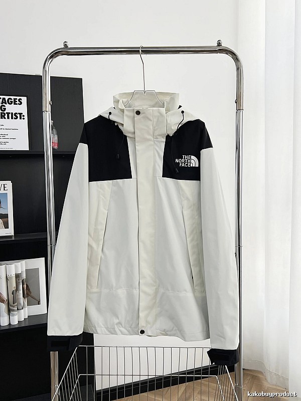 Streetwear Rotation The North Face Hooded Jacket with White Finish