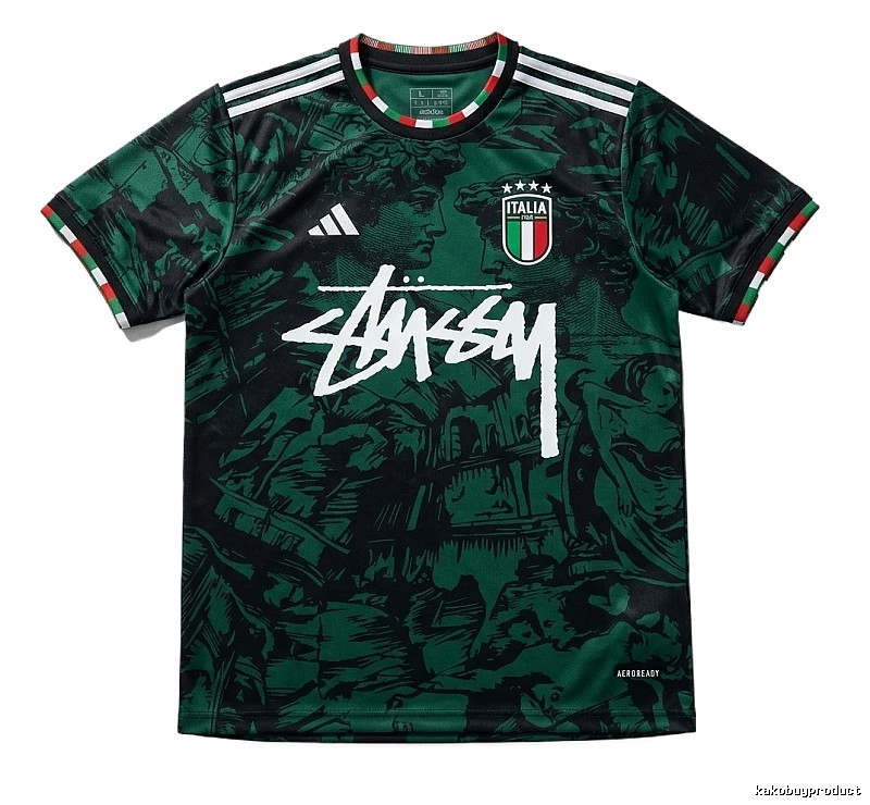 Stussy retro-style dark green T-shirt
