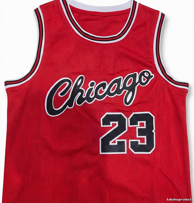 The red basketball uniforms of the Michael Jordan.