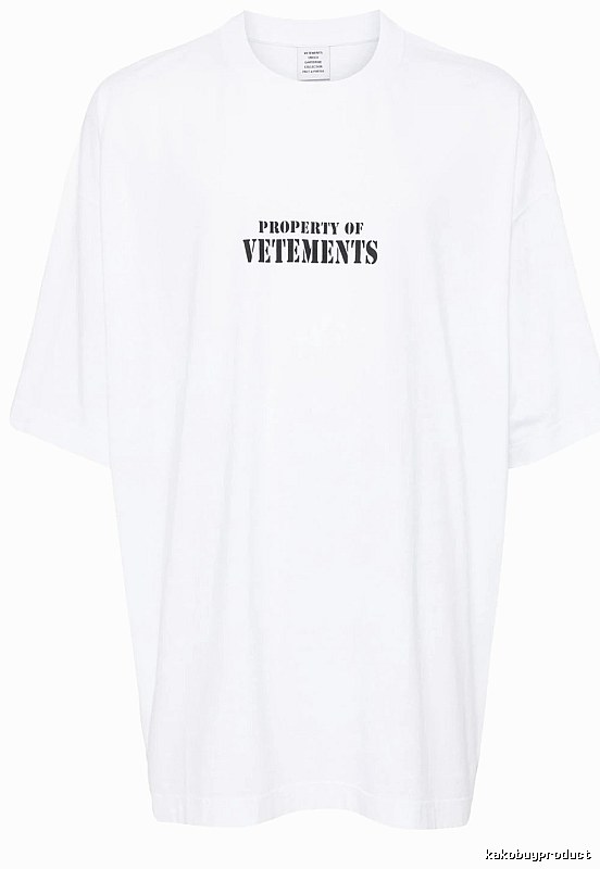Weekend Statement graphic T-shirt Black Colorful Lucky for Weekend Wear